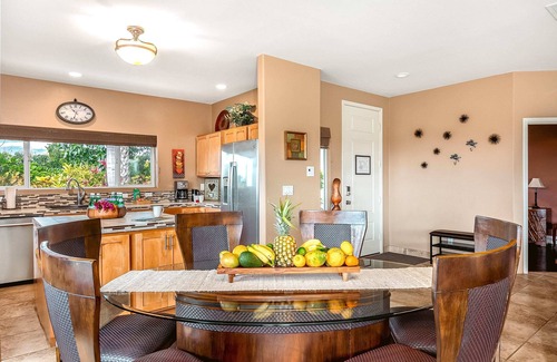 Sunset Ridge Casa | 1 Acre PRIVATE RESORT,4 bed, 3 bath, cinema, spa