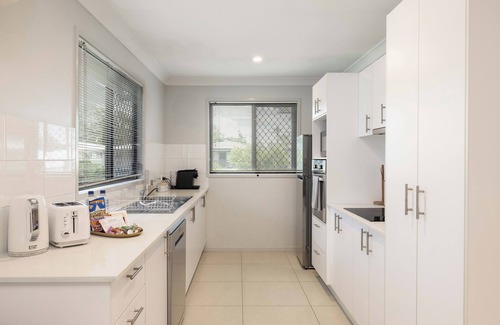 Rocklea Apartamento | 1 Bdr Apt! Garage! Balcony! GST Credits! 121D1