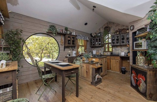 San Jose Casa | 1 bdr - Ensuite tree house 🌳🏠 premium amenities / Ranch and sanctuary 🦚🤠