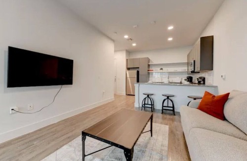 Pflugerville Apartamento | 1 bdr Suite w/ pool, workspace, 17mins from Domain