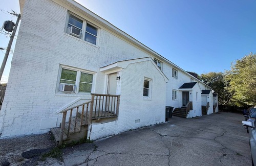 Cottage Line Apartamento | 1 Bed Apt across from the beach 2