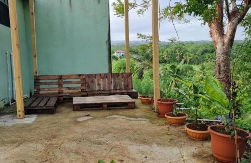 Vieux Fort Quarter Casa | 1 Bed Cabin - Sleeps 2 - Wifi