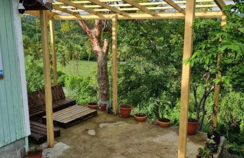 Vieux Fort Quarter Casa | 1 Bed Cabin - Sleeps 2 - Wifi