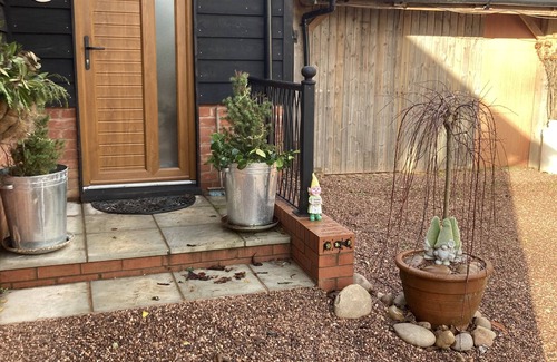 Ottery St Mary Cabaña | Charming Gnome Cottage, in Devon near Sidmouth