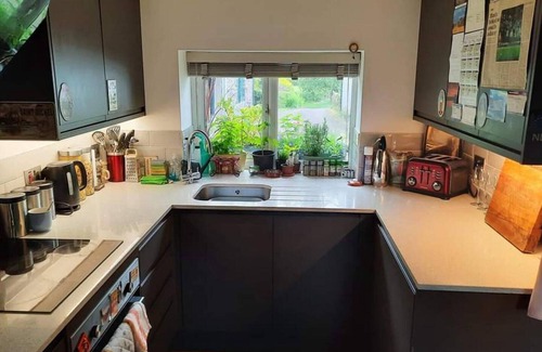 Hawkshead Cabaña | 1 Bed Flat - Sleeps 4 - Garden - Parking - Wifi