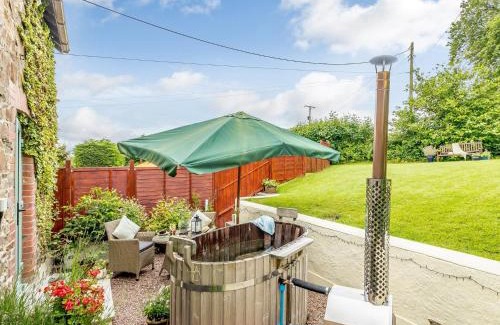 Black Torrington Casa | 1 Bed in Great Torrington 00782