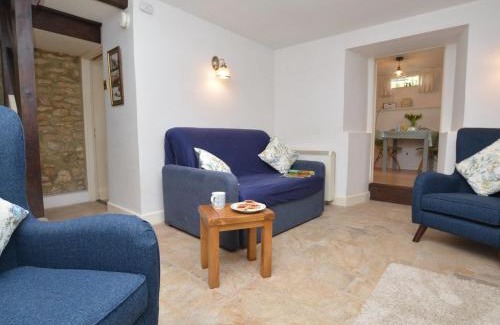 West Compton Casa | 1 Bed in Uploders DC085