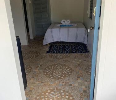 Orange Hill Apartamento | 1 Bed Studio Apt - Parking Wifi Mountain Views