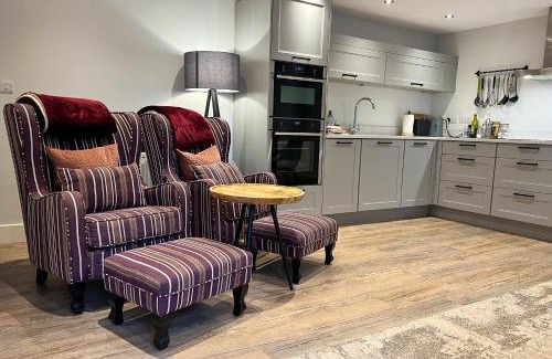 Staunton Casa | 1-BedCottage ModrnKitchen CarCharging Tv Wifi