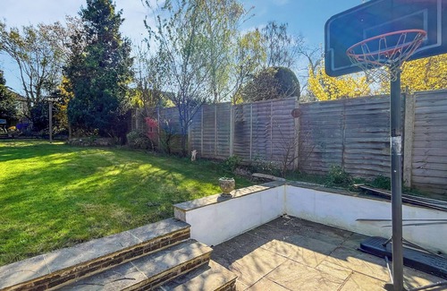 Carshalton South and Clockhouse Cabaña | Alojamiento de 1 habitaciones en Carshalton