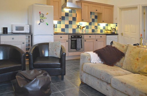 Carmarthen Cabaña | Alojamiento de 1 habitaciones en Wauntwr, Trelech