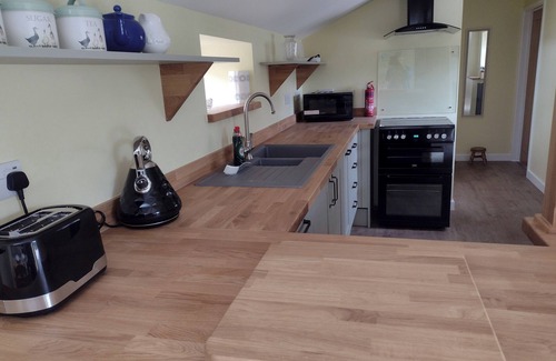 Pawlett Cabaña | 1 Bedroom Accommodation in Pawlett