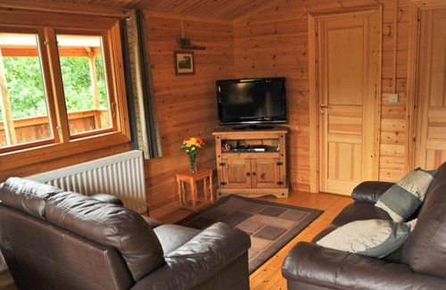 Ystradgynlais Cabina | 1 bedroom accommodation in Brecon Beacons National Park, Powys