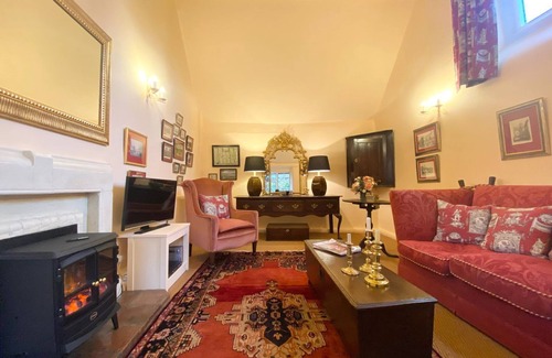 Whaddon Cabaña | 1 bedroom accommodation in Steeple Ashton, near Trowbridge