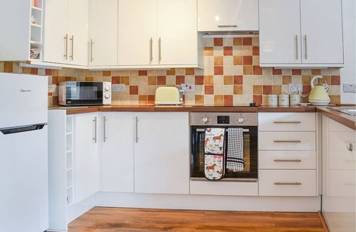 Bishopswood Cabaña | 1 bedroom accommodation in Bishopswood, near Chard