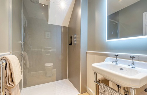 Litton Cabaña | 1 bedroom accommodation in Wheston, near Tideswell