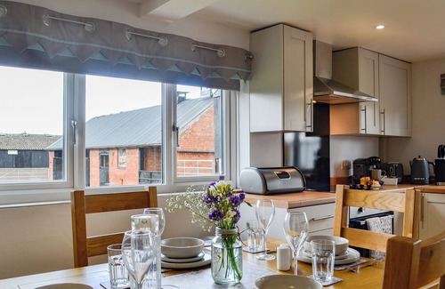 Malpas Cabaña | Alojamiento de 1 habitaciones en Willington, near Whitchurch