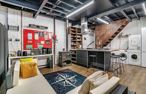 Glynneath Cabaña | Alojamiento de 1 habitaciones en Glynneath, near Neath