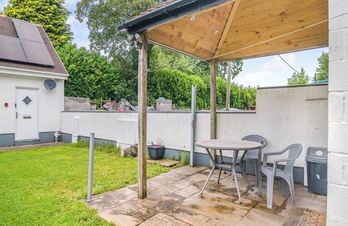 Glynneath Cabaña | Alojamiento de 1 habitaciones en Glynneath, near Neath