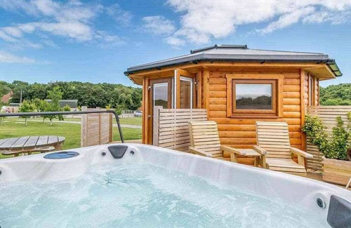 Fitling Casa | 1 bedroom accommodation in Fitling, Nr Hornsea