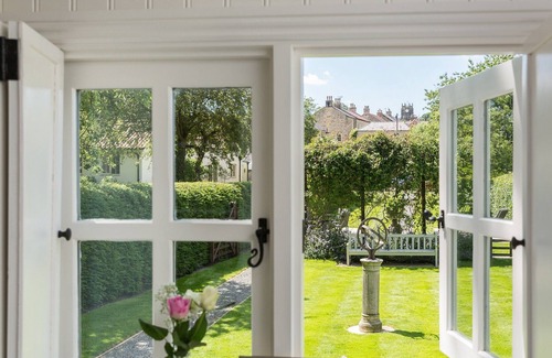 Coxwold Cabaña | 1 bedroom accommodation in Coxwold, near Helmsley
