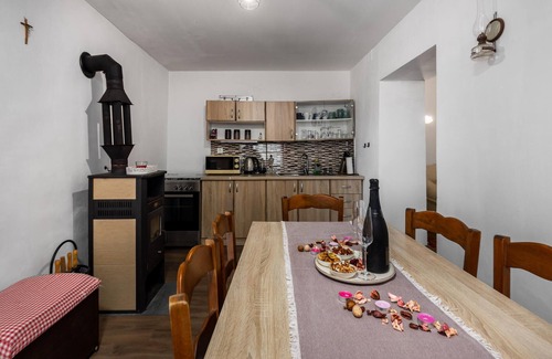 Cvetkovic Casa | Impresionante casa de 1 dormitorio en.