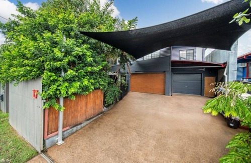 Portsmith Apartamento | 1 Bedroom Apartment, Private Courtyard.