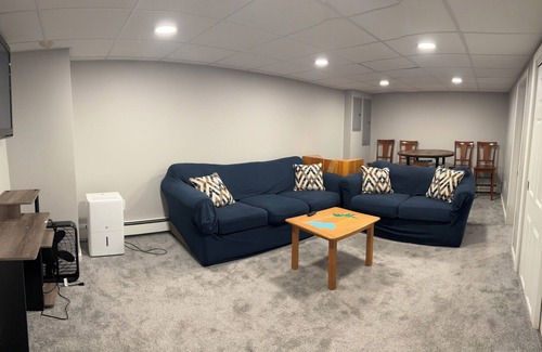 Derry Apartamento | 1 bedroom family-friendly location. Easy access to all local wedding venues