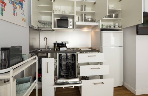 Los Remedios Apartamento | Elcano 14. 1-dormitorio para 4 personas, parking gratis