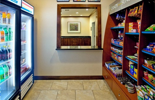 Albuquerque Condominio | 1 Bedroom | Free Breakfast + Outdoor Pool