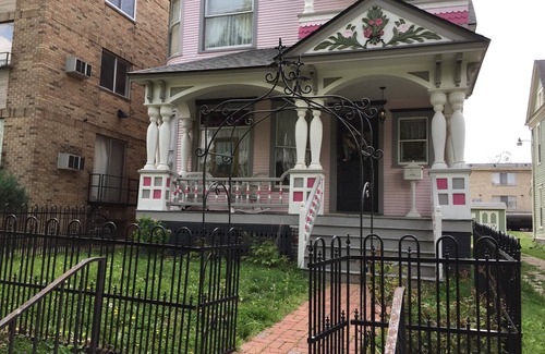 Decatur Apartamento | 1 bedroom furnished suite perfect for traveling professional.