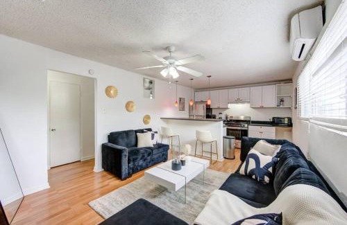 Neartown Apartamento | 1 Bedroom Getaway in Houston