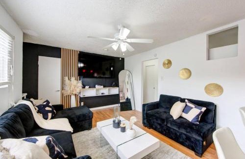 Neartown Apartamento | 1 Bedroom Getaway in Houston