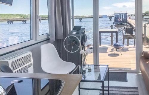 Demmin Alquiler De Eote | 1 Bedroom Gorgeous Ship In Loitz