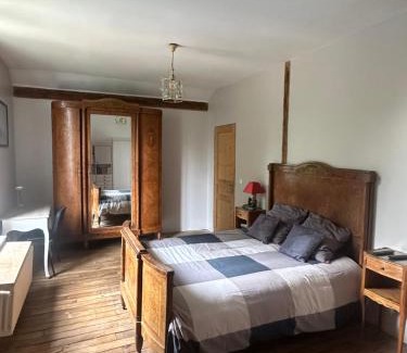 Melun Casa | 1 Bedroom Homestays In Melun