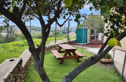 Ma'alot - Tarshiha Apartamento | 1 Bedroom house we call home