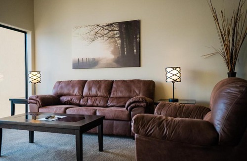 Ridgedale Casa | 1 Bedroom Lake View Villa - Unit 604