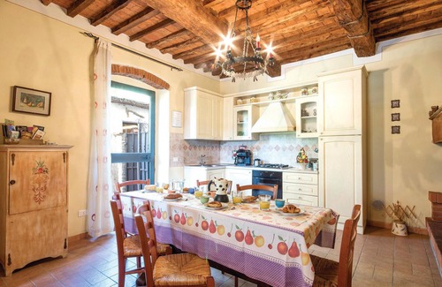 Saturnana Casa | Preciosa casa de 1 dormitorio en.