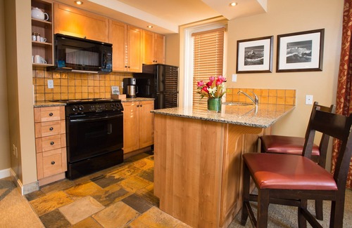 Whistler Village Apartamento | 1 Bedroom Mountain View | Amazing Location!