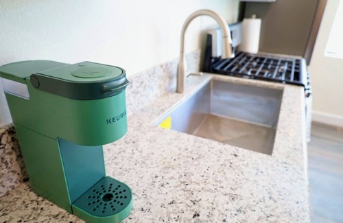 Arlington Apartamento | 1 bedroom studio centrally located in Riverside Close to CBU, parkview and 91fwy