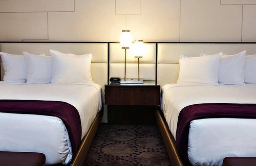 Atlantic City Hotel | 1-Bedroom Suite at a 4⭐️ Hotel