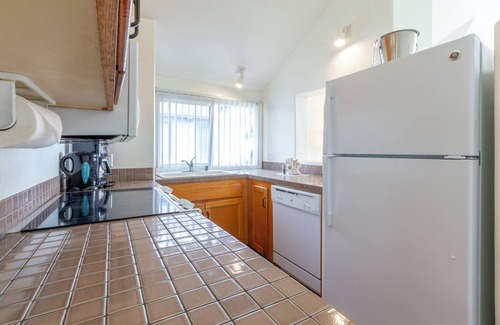 Del Mar Hotel | 1 Bedroom Suite w/Kitchen | Pool | Free Parking | Del Mar Beach Access