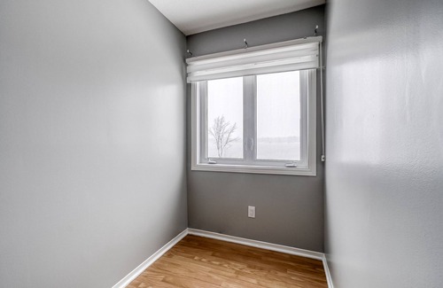 Gatineau Apartamento | 1 bedroom water front apartment in Gatineau/ pet friendly.