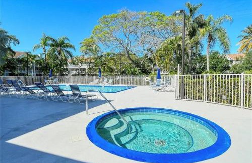 Central Sarasota Apartamento | 1 BR Bayou Breeze Sarasota Condo
