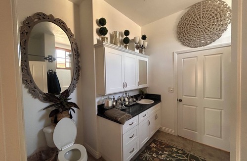 Harbor Casa | 1 Comfy Spacious Bedroom in great area perfect for Nurses Abroad or Long Stays