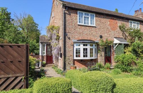 Louth Casa | 1 Eastview