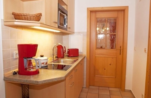 Groissenbach Apartamento | (1) Apartamento de una habitación 35 m 2, 1-3 personas, ducha / WC, sala de estar / dormitorio, cocina separada, balcón grande