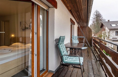 Hoechenschwand Apartamento | 1 Ferienwohnung Sonnenblume, 38qm mit 1 Schlafzimmer für max. 3 Personen