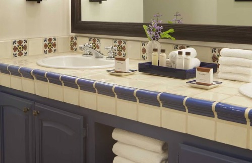 La Quinta Hotel | 1 King Bed, La Quinta Resort & Club, Spa, 5 Golf Courses, Near Palm Springs