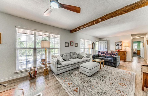 Alto Casa | 1 Mi to Alto Lake Mtn-View Home with Large Yard!